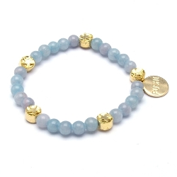Armband 4mm stone beads lichtblauw met verguld rondjes
