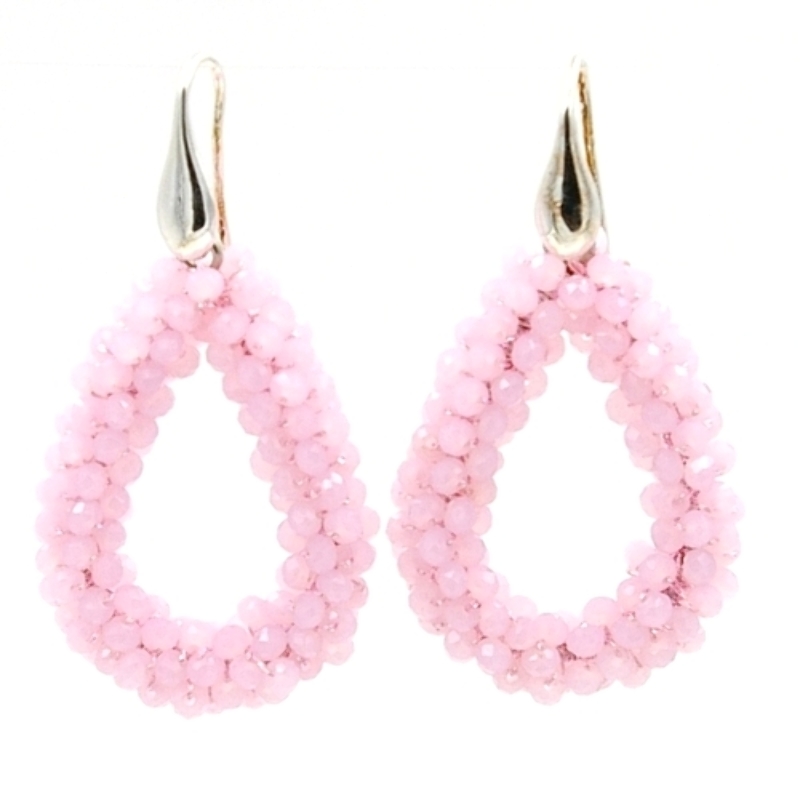 Oorbellen Candy klein zachtroze facet met zilveren haakjes