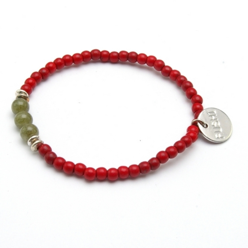 Armband 4mm gekleurd turquoise met steenkralen