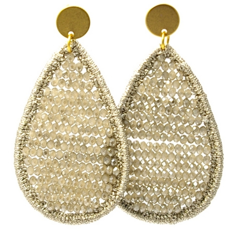 Oorbellen satijndraad met facet druppel grijs