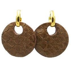 Oorbellen snake leer rond donkerbruin met stainless steel creolen goud