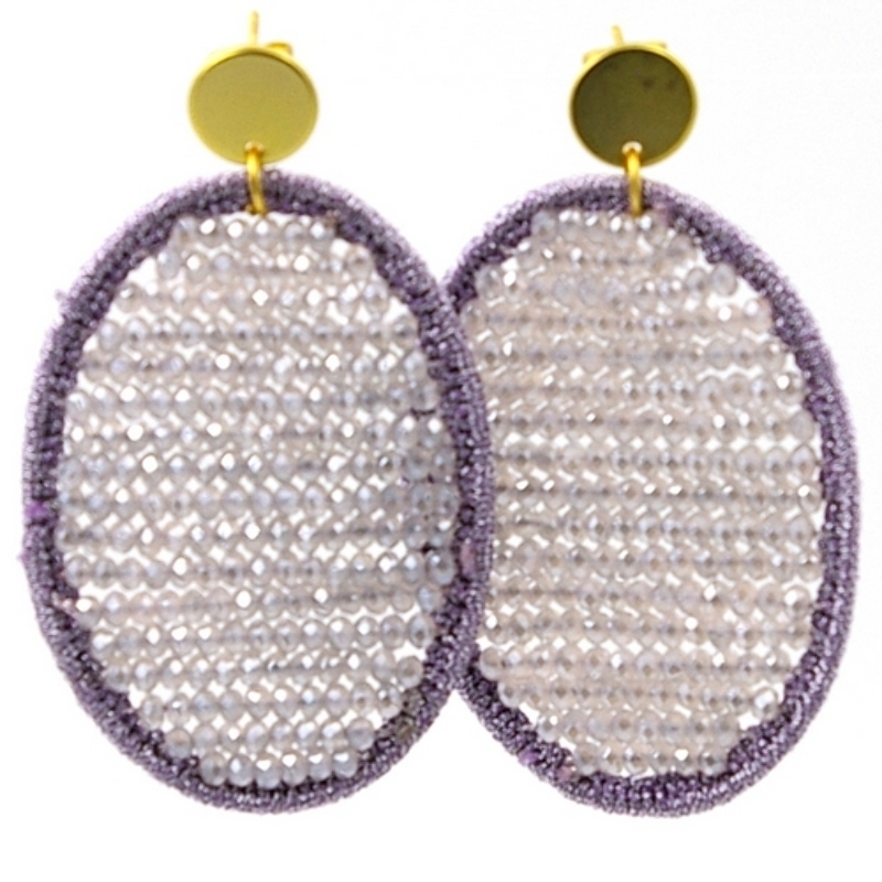 Oorbellen satijndraad met facet ovaal lila