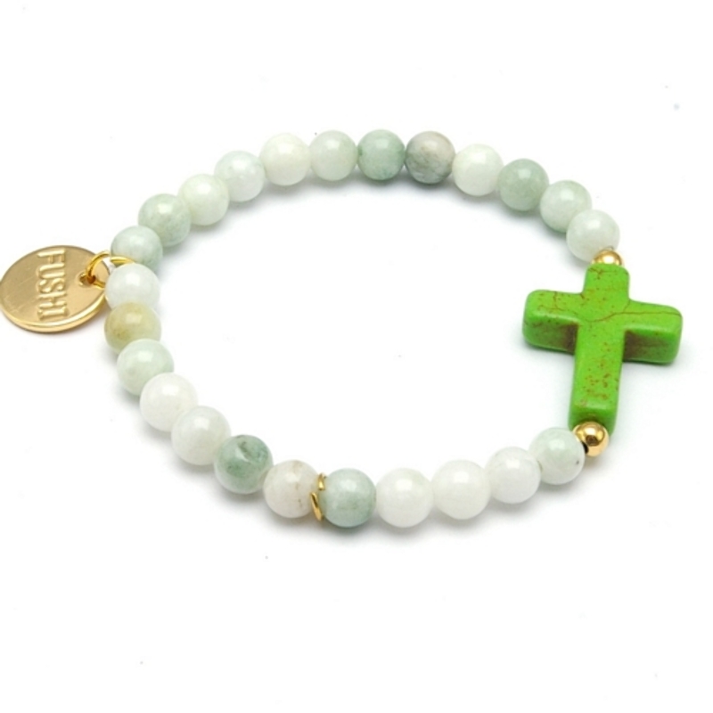 Armband 6mm steenkralen lichtgroen met gekleurd turquoise en gouden balletjes