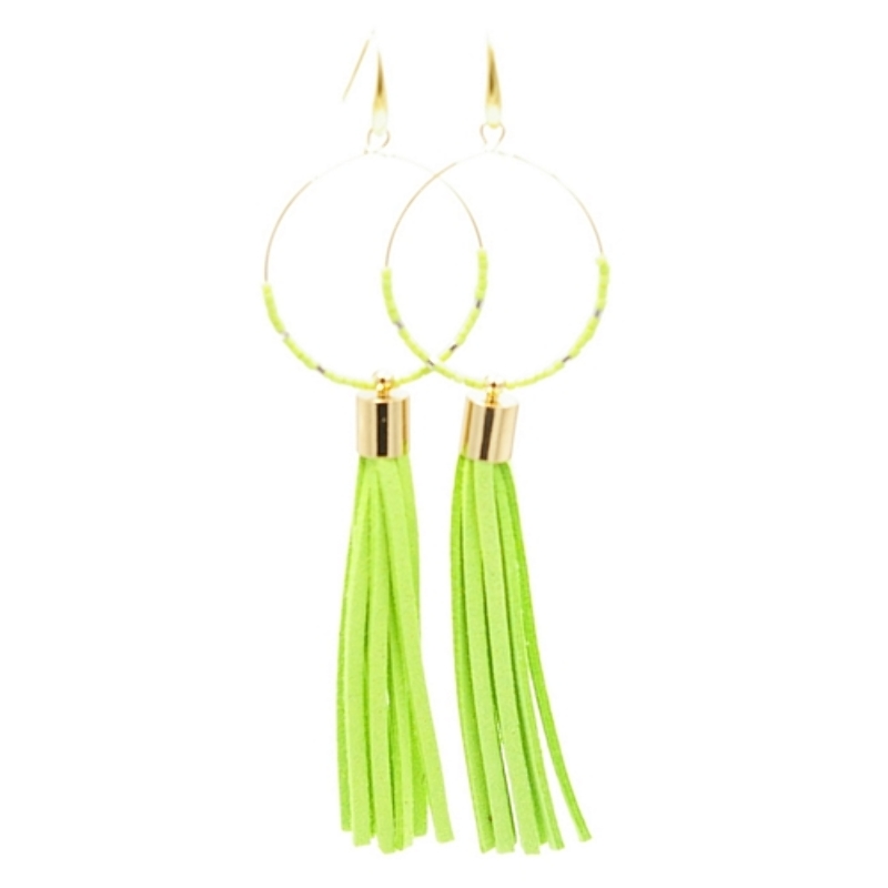 Oorbellen creolen goud met veterkwast lime