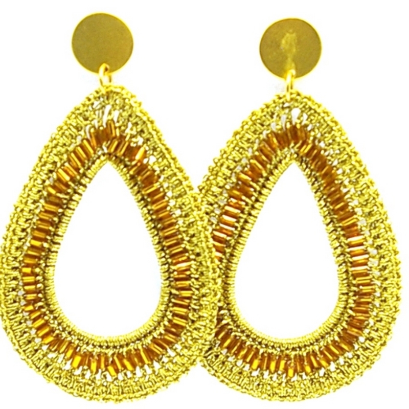 Oorbellen satijndraad druppel beige