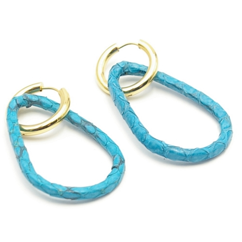Oorbellen snake leer druppel open dun turquoise met creool