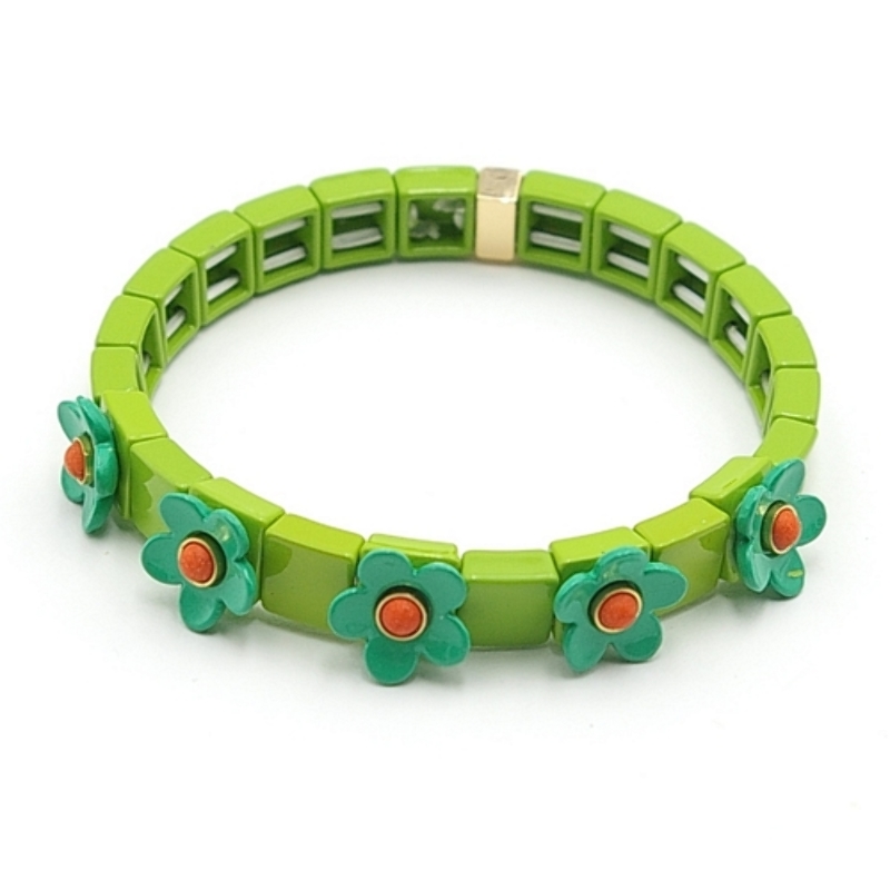 Armband emaille tegel vierkant groen met groen bloemetje