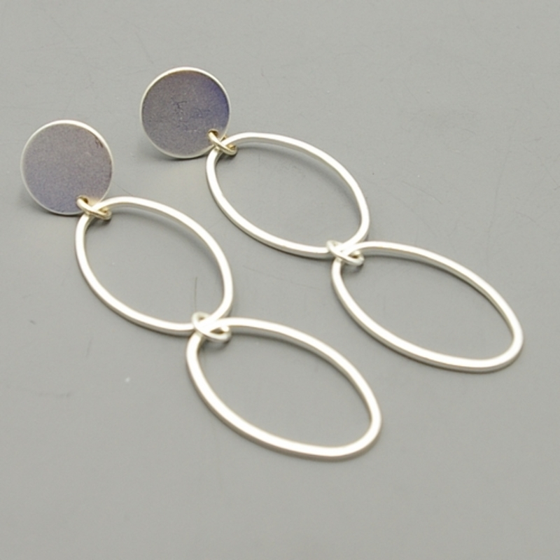 Oorbellen metaal drie ovalen onder elkaar zilver