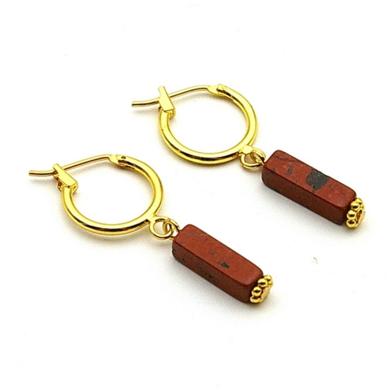 Oorbellen creolen met halfedelsteen kraal roodbruin