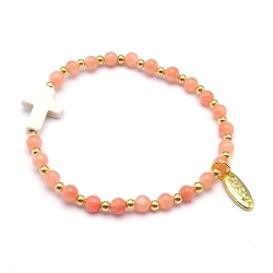 Armband 4mm steenkralen zalm en verguld gouden balletjes en gekleurd turquoise kruis
