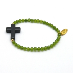 Armband steen donkergroen met gekleurd turquoise kruis